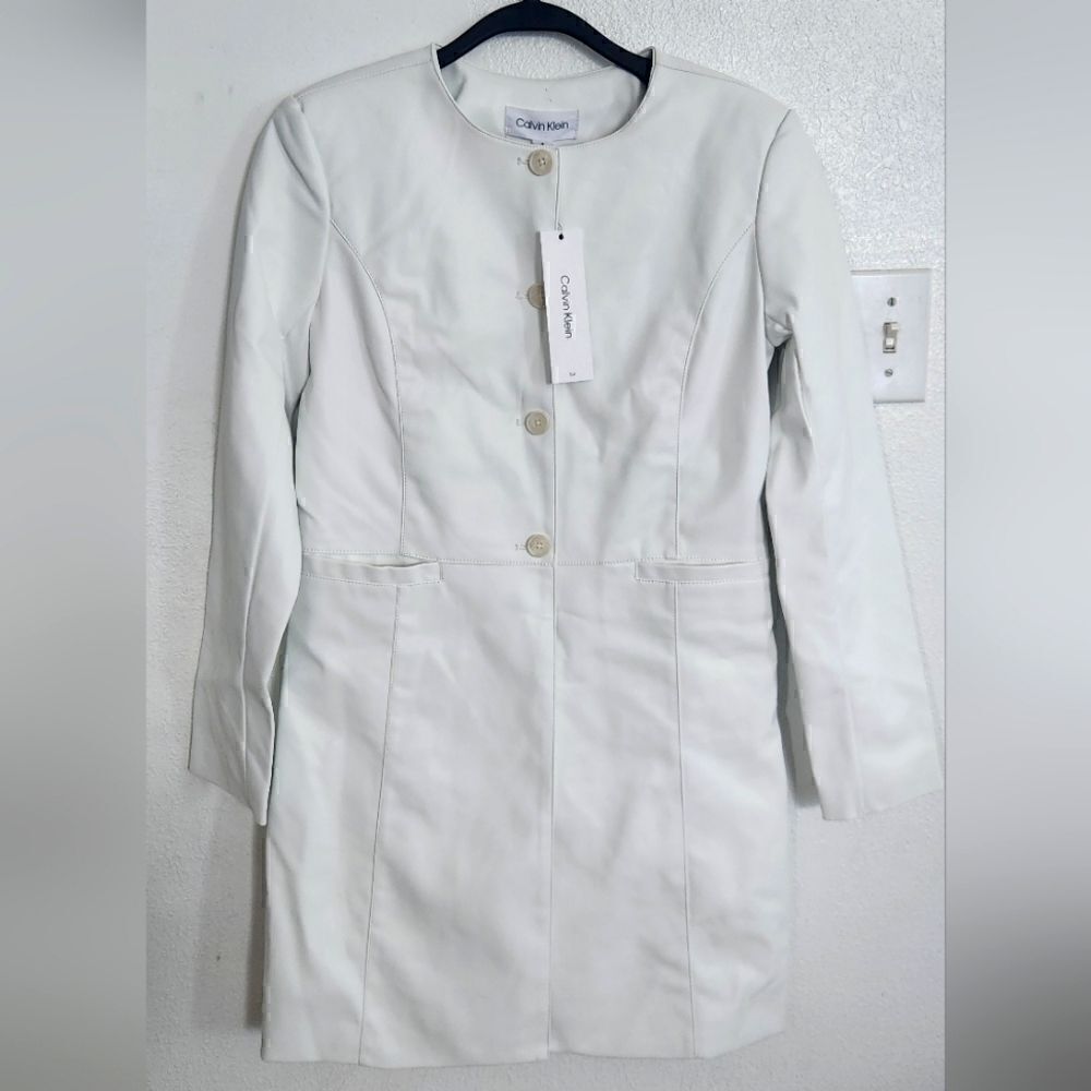 Calvin Klein Faux Leather Coat Size 4 in white
